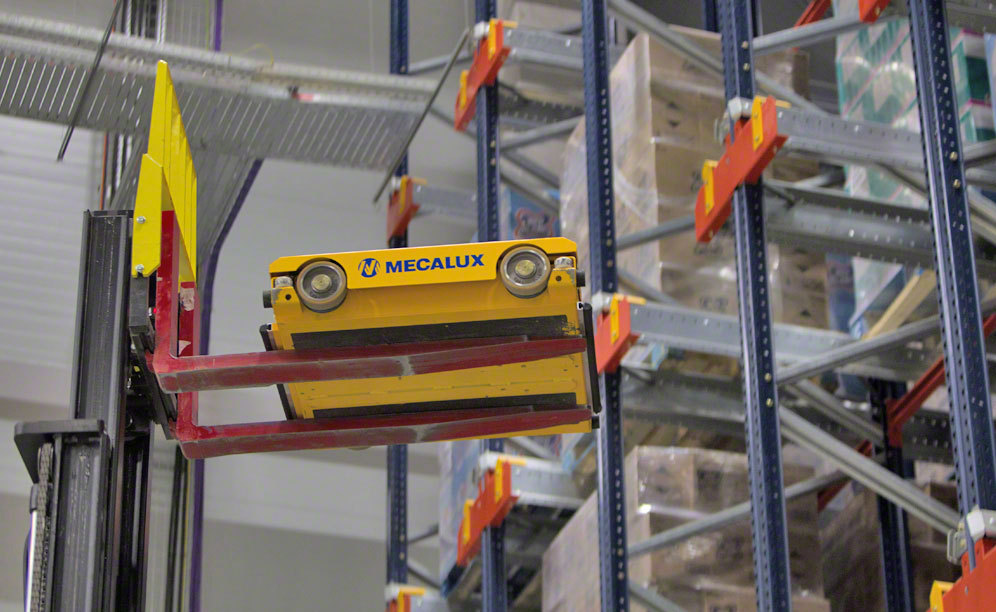 Luís Simões cuenta con 6 Pallet Shuttle que permiten un óptimo aprovechamiento del espacio y mayor velocidad operativa