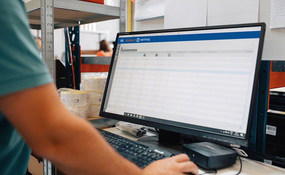 La empresa de alquiler de libros de textos Rent a Book ha implementado Easy WMS La empresa de alquiler de libros de textos Rent a Book ha implementado Easy WMS