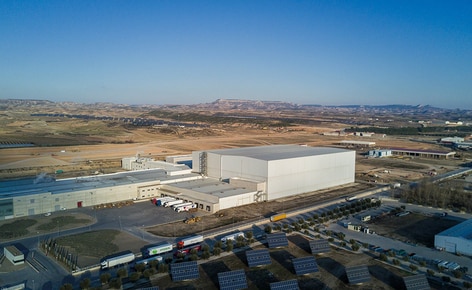 La capacidad de almacenaje total de las dos cámaras construidas en las fases 1 y 2 es de 63.000 tarimas