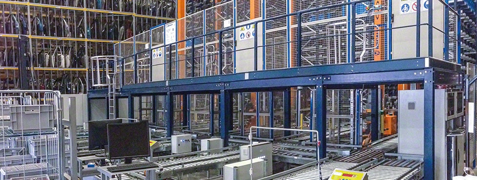 Zbeda Group: cerca de 20.000 cajas en tan solo 700 m² Zbeda Group: cerca de 20.000 cajas en tan solo 700 m²